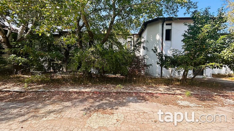 Denizli–Antalya Bulvarı Üzerinde 11.718 m2 Kapalı Alanlı Ticari Tesis