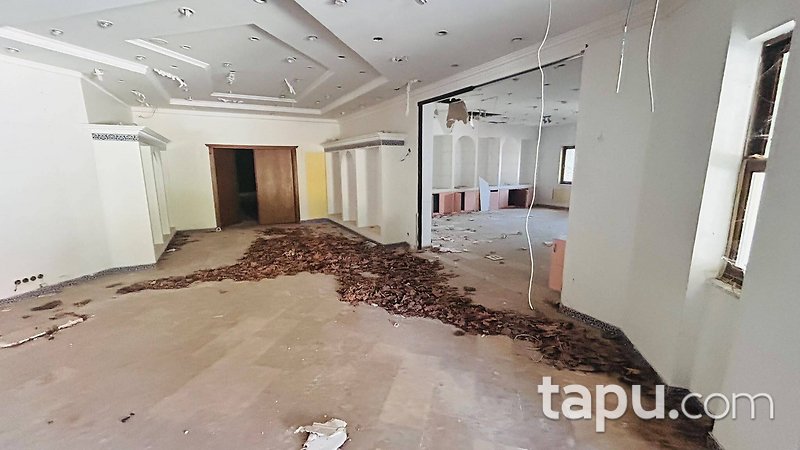 Denizli–Antalya Bulvarı Üzerinde 11.718 m2 Kapalı Alanlı Ticari Tesis