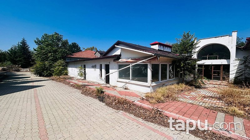 Denizli–Antalya Bulvarı Üzerinde 11.718 m2 Kapalı Alanlı Ticari Tesis