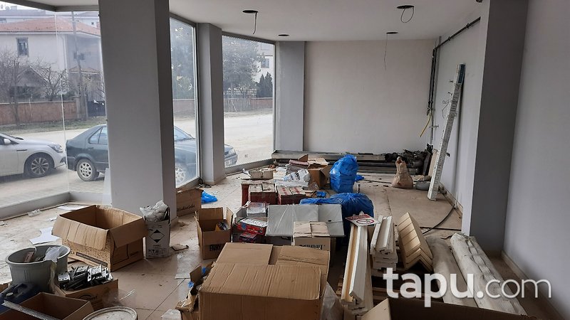 Düzce Cumayeri Çevrik Mahallesi'nde İskanlı 80 m2 Dükkan