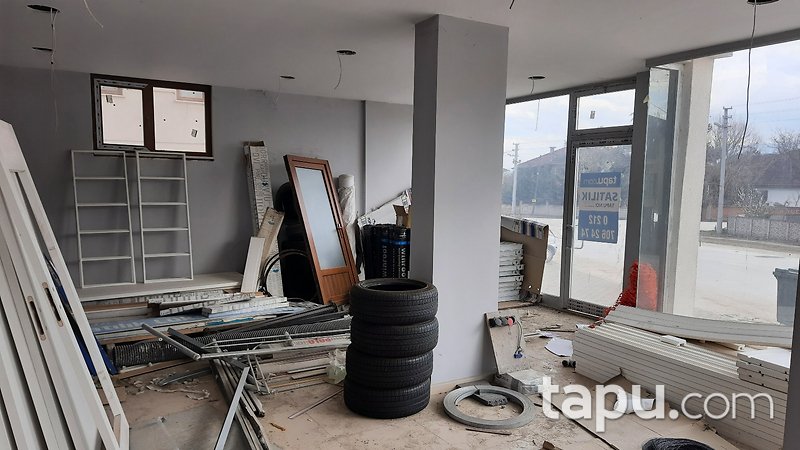 Düzce Cumayeri Çevrik Mahallesi'nde İskanlı 52 m2 Dükkan