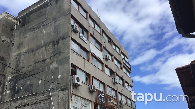 İskenderun Ziya Gökalp Caddesi Seküçoğlu İşhanı'nda İskanlı 29 m2 Ofis