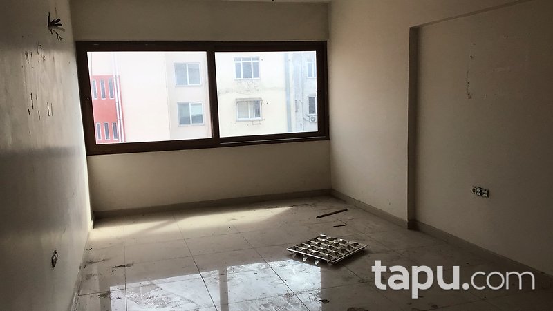 İskenderun Ziya Gökalp Caddesi Seküçoğlu İşhanı'nda İskanlı 29 m2 Ofis