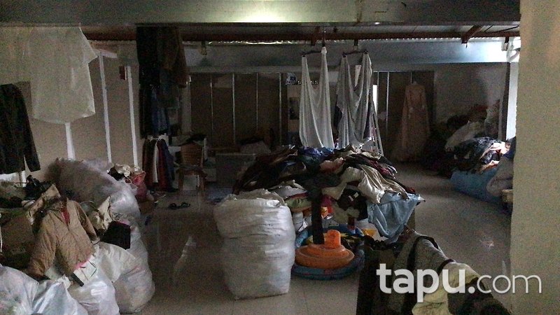 Hatay Defne Esentepe Mahallesinde 548 m2 Depolu Dükkan