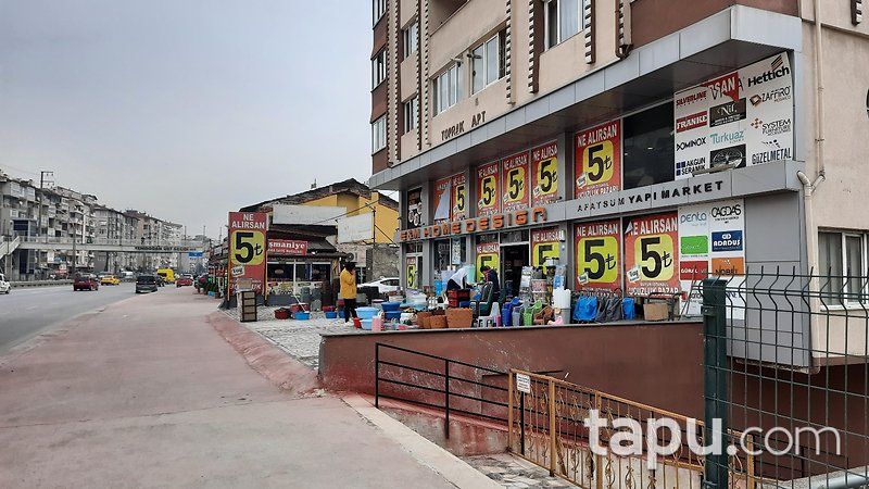 Kocaeli İzmit Yenidoğan Mahallesi'nde 173 m2 Dükkan