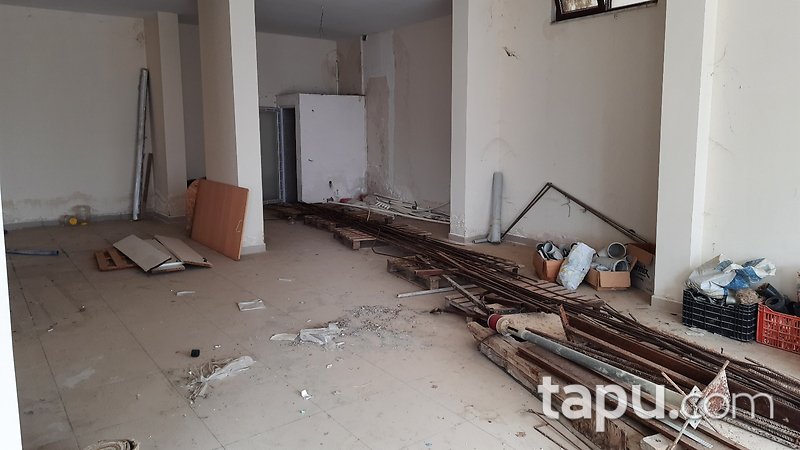 Yalova Armutlu Modern Evlerin'de Bakımlı Ve Cadde Cepheli Dükkan Fırsatı