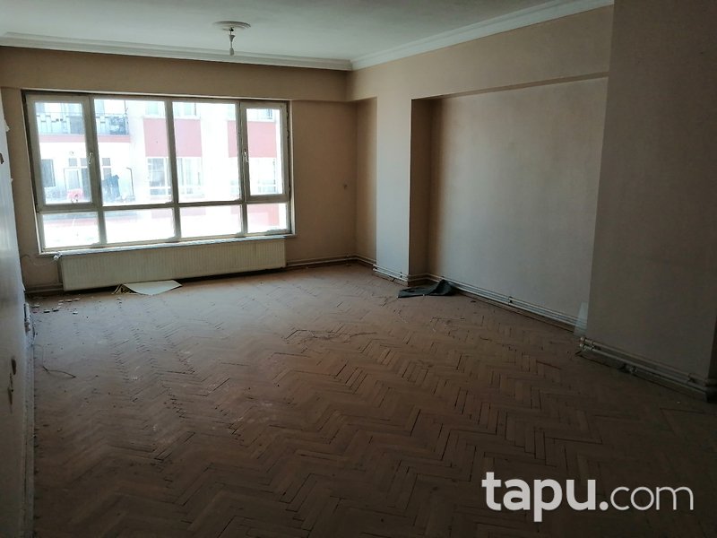 Ankara Yenimahalle Demetevler Mahallesi'nde 134 m2 Daire