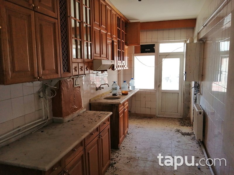 Ankara Yenimahalle Demetevler Mahallesi'nde 134 m2 Daire