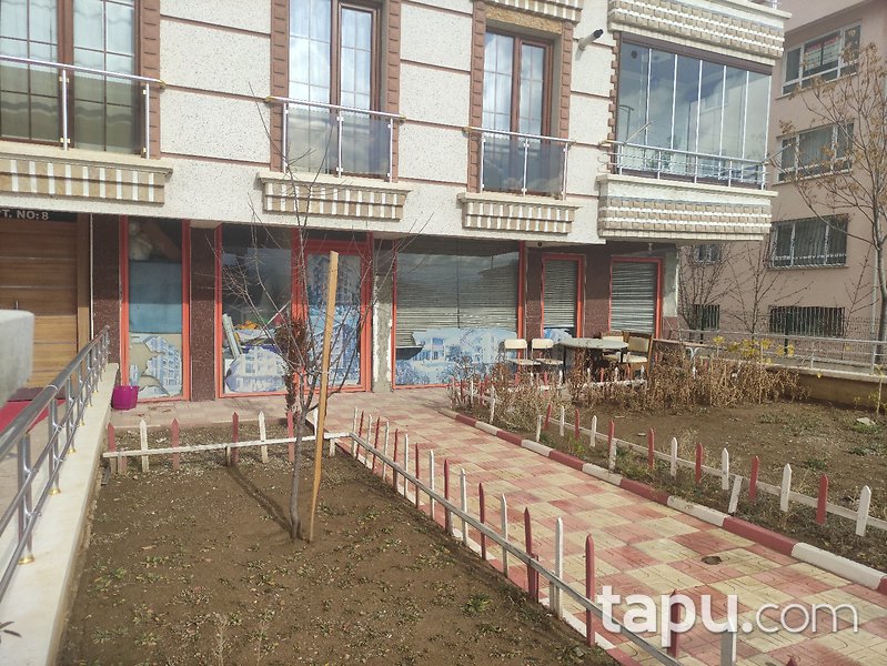 Ankara Mamak Kazım Orbay Mahallesi'nde 24 m2 Dükkan