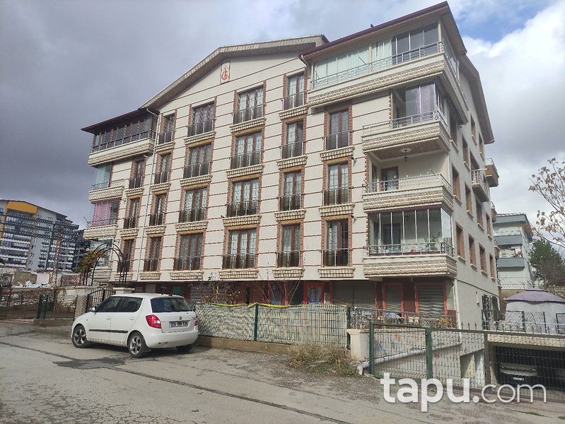 Ankara Mamak Kazım Orbay Mahallesi'nde 24 m2 Dükkan