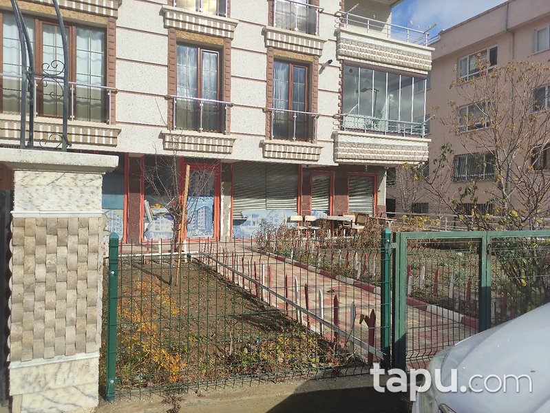 Ankara Mamak Kazım Orbay Mahallesi'nde 24 m2 Dükkan