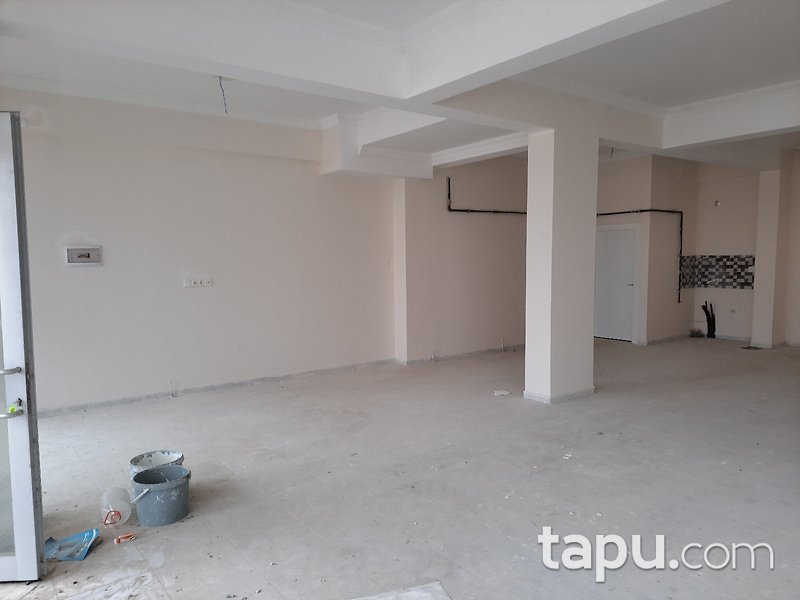 Ankara Çubuk İbni Sina Caddesi'ne Cepheli Dükkan