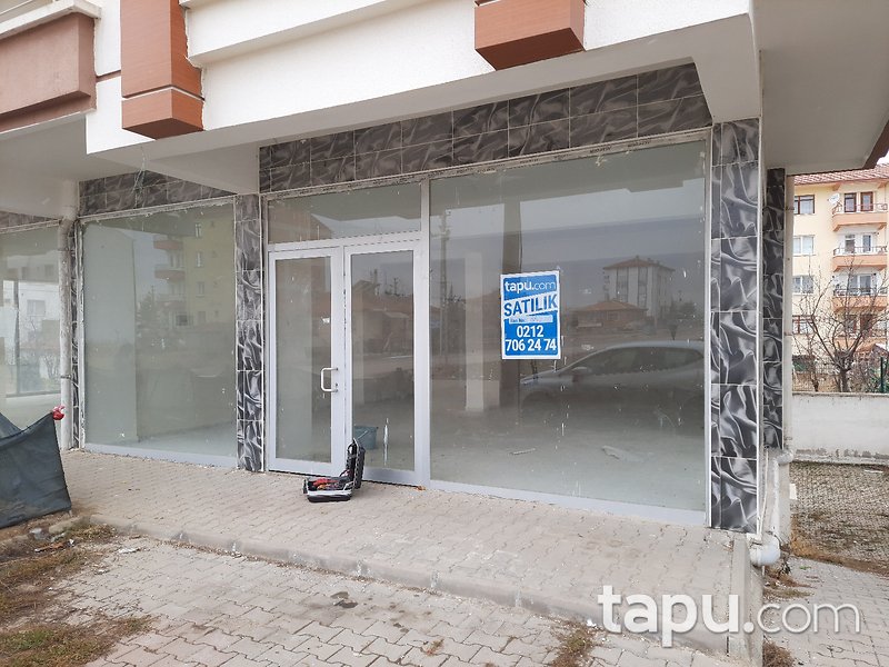 Ankara Çubuk İbni Sina Caddesi'ne Cepheli Dükkan