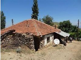 Manisa Salihli Çelikli Köyü'nde Köy Evi