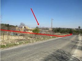 Mersin Gülnar Sarıkavak Köyünde Kargir ve Elma Bahçesi