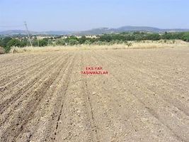 Manisa Yunusemre Üçpınar Mahallesinde 290 m2 İmarlı Arsa