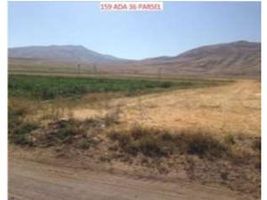 Bitlis Ahlat Taşharman Mahallesinde 7 Dönüm m2 Tarla