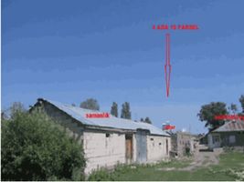 Kars Selim Cumhuriyet Mahallesi'nde 479 m2 Kapalı Alanlı Ev Ahır Samanlık ve Arsası