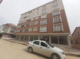 Tekirdağ Çerkezköy Kızılpınar Atatürk Mahallesi'nde 182 m2 Depolu Dükkan