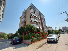 Gölcük Kavaklı Mahallesi'nde 3 Adet Dükkân