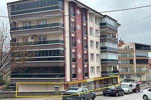 Çankırı Aksu Mahallesi'nde 379 m2 Depolu Dükkan