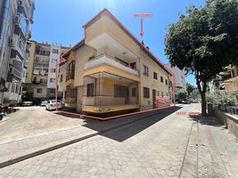 Denizli Merkezefendi Karaman'da Hisseli 3 Katlı Bina