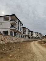 Bursa Gemlik Hasanbey Konakları Sitesi'nde Natamam Tripleks Daire