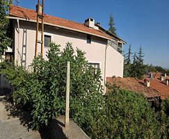 Çorum İskilip Çavuş Mahallesi'nde Avlulu Ahşap Ev