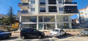 Burdur Bucak Oğuzhan Mahallesi'nde 106 m2 Dükkan (BS-03678)