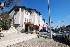 Zekeriyaköy Garanti Koza Çarşı'da Geniş 3,5+1 Çatı Dubleksi