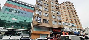 Ataşehir Küçükbakkalköy Başöğretmen Caddesi'nde 325 m2 Dükkan