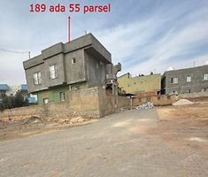 Artuklu İstasyon Mahallesi'nde Kargir Ev Ve Arsası(306755 )