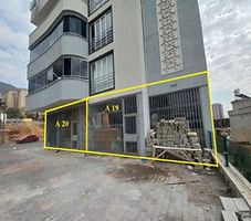 Onikişubat Cumhuriyet Mahallesi Kentpark Sitesi'nde 2 Adet Dükkan