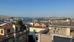 Tarihi Yarımadada 25 m2 Dükkan