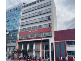 Konak Fevzipaşa Caddesi'nde 446 m2 Dükkan