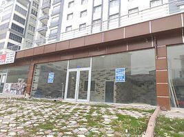 Ankara Altındağ Feridun Çelik Mahallesi'nde 176 m2 Depolu Dükkan