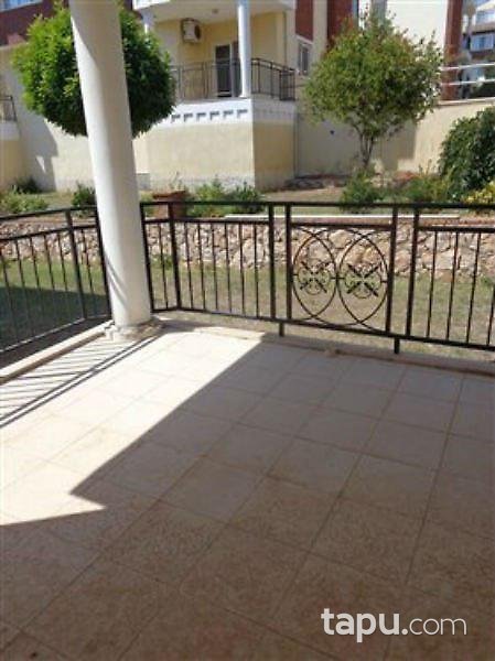 Didim'de Havuzlu Sitede Dubleks Villa