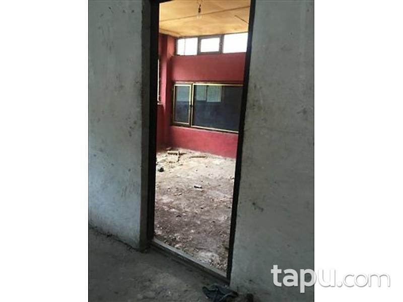 Tokat Niksar Fatih Mahallesi'nde Kargir Dükkan ve Arsa