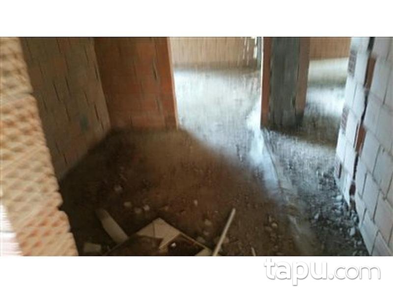 Aydın Kuşadası'nda Natamam (Olduğu Haliyle) 3+1 Daire