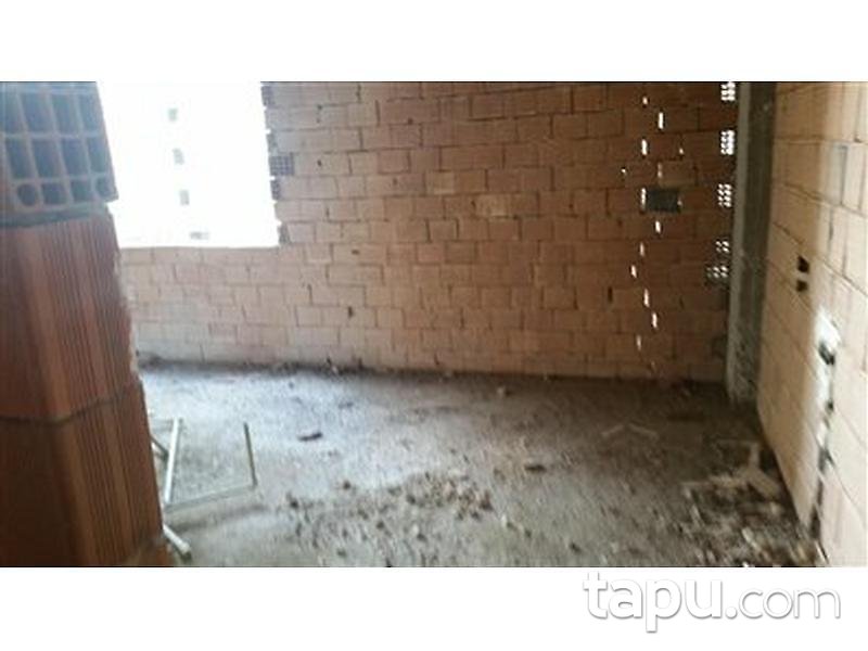 Aydın Kuşadası'nda Natamam (Olduğu Haliyle) 3+1 Daire
