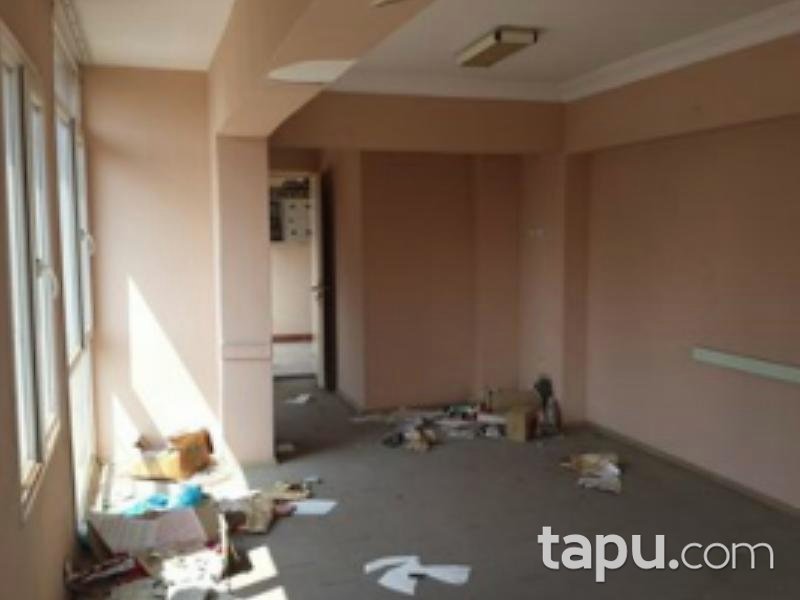 Manisa Turgutlu'da 30 m2 Dükkan