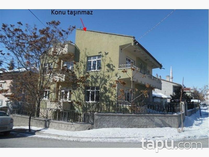 Konya Cihanbeyli'de 365 m2 Bina