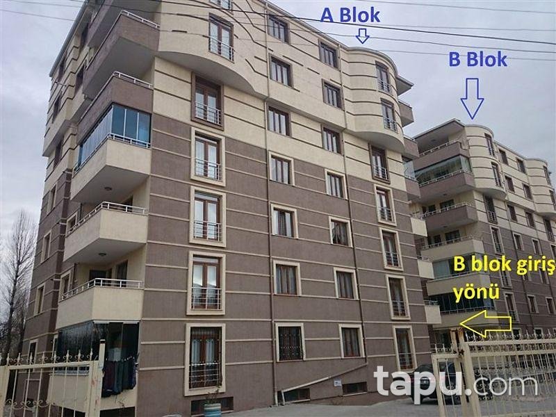 Van İpekyolu Hatuniye Mahallesinde 3+1 151 m2 Daire