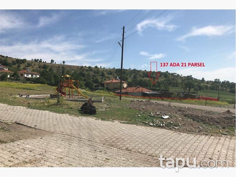 Balıkesir Sındırgı Aslandede'de Kargir Ev ve Arsası