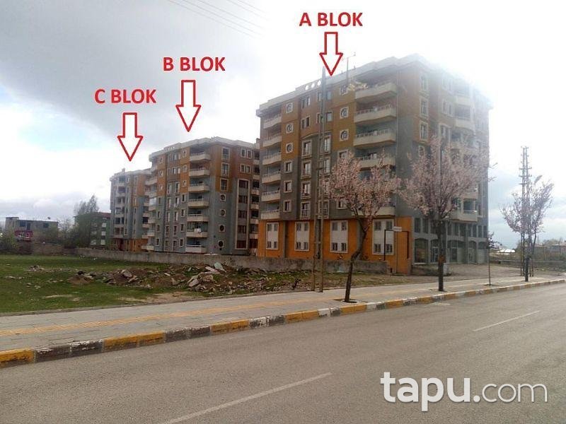 Van İpekyolu Halilağa'da 3+1 165m2 Daire