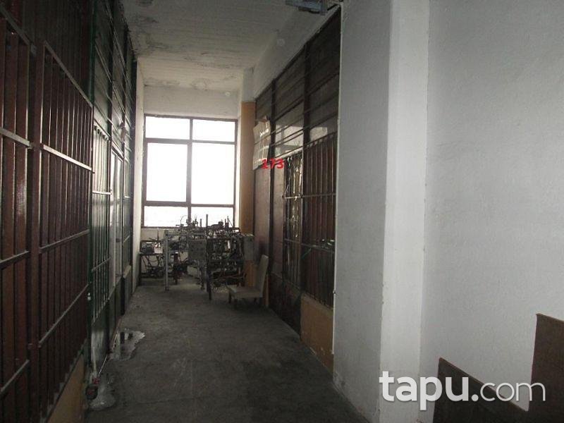 İstanbul Küçükçekmece Sefaköy İşmerkezinde 70 m2