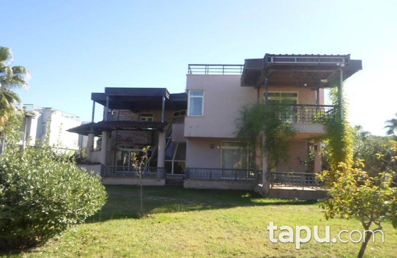 Antalya Kemer Çamyuvada 295 m2 Villa
