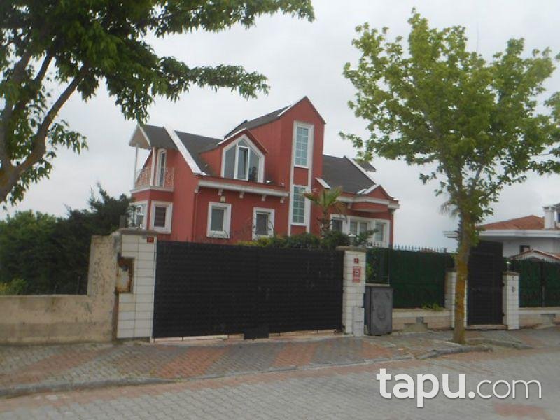 İstanbul Büyükçekmece Türkoba Mahallesinde 262 m2 6+1 Villa
