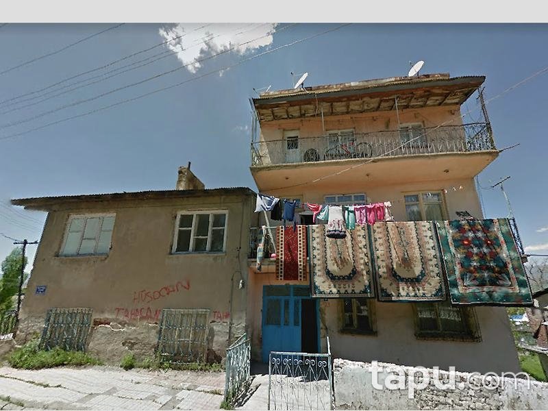 Erzurum Yakutiye Kurtuluş Mahallesinde 3 Katlı Bina