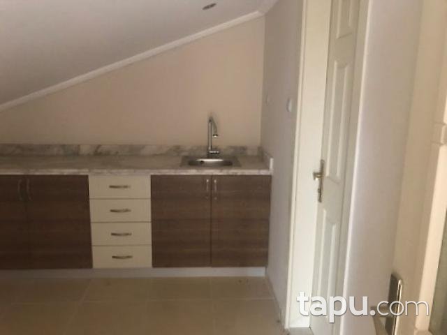 Aydın Kuşadası Soğucak Mahallesinde 296m2 Tripleks Daire